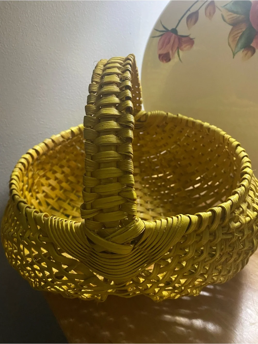 VTG Yellow Woven Buttocks Hand Basket